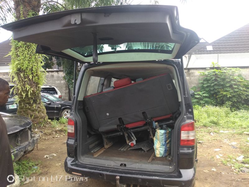 Thumbnail 4 of 2015 Volkswagen Multivan hummer bus